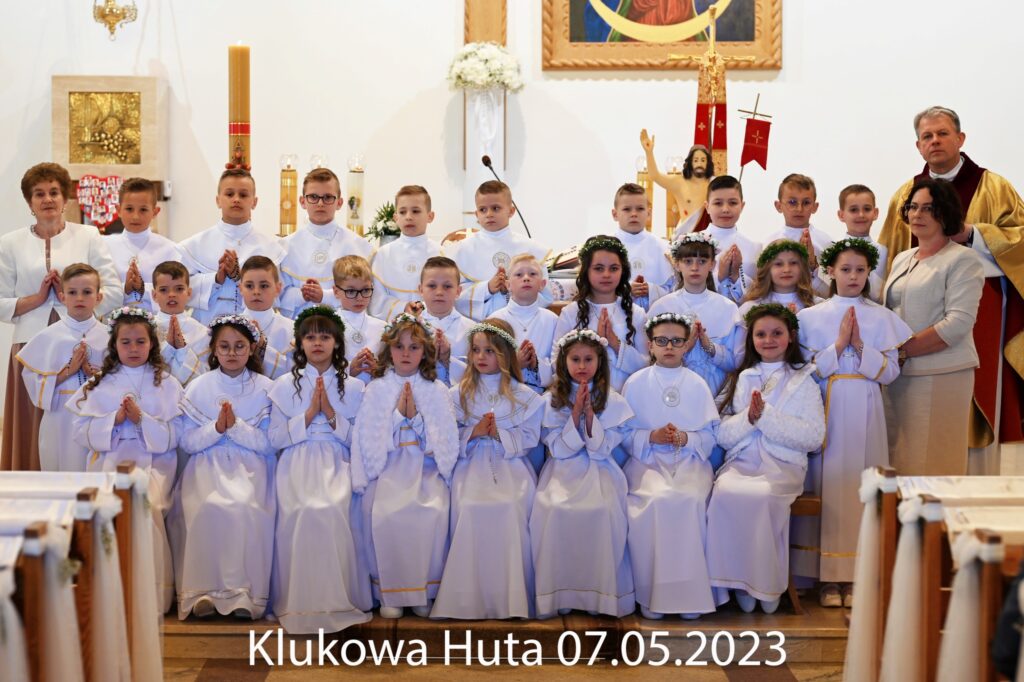 Uroczystość Pierwszej Komunii - zdjęcie